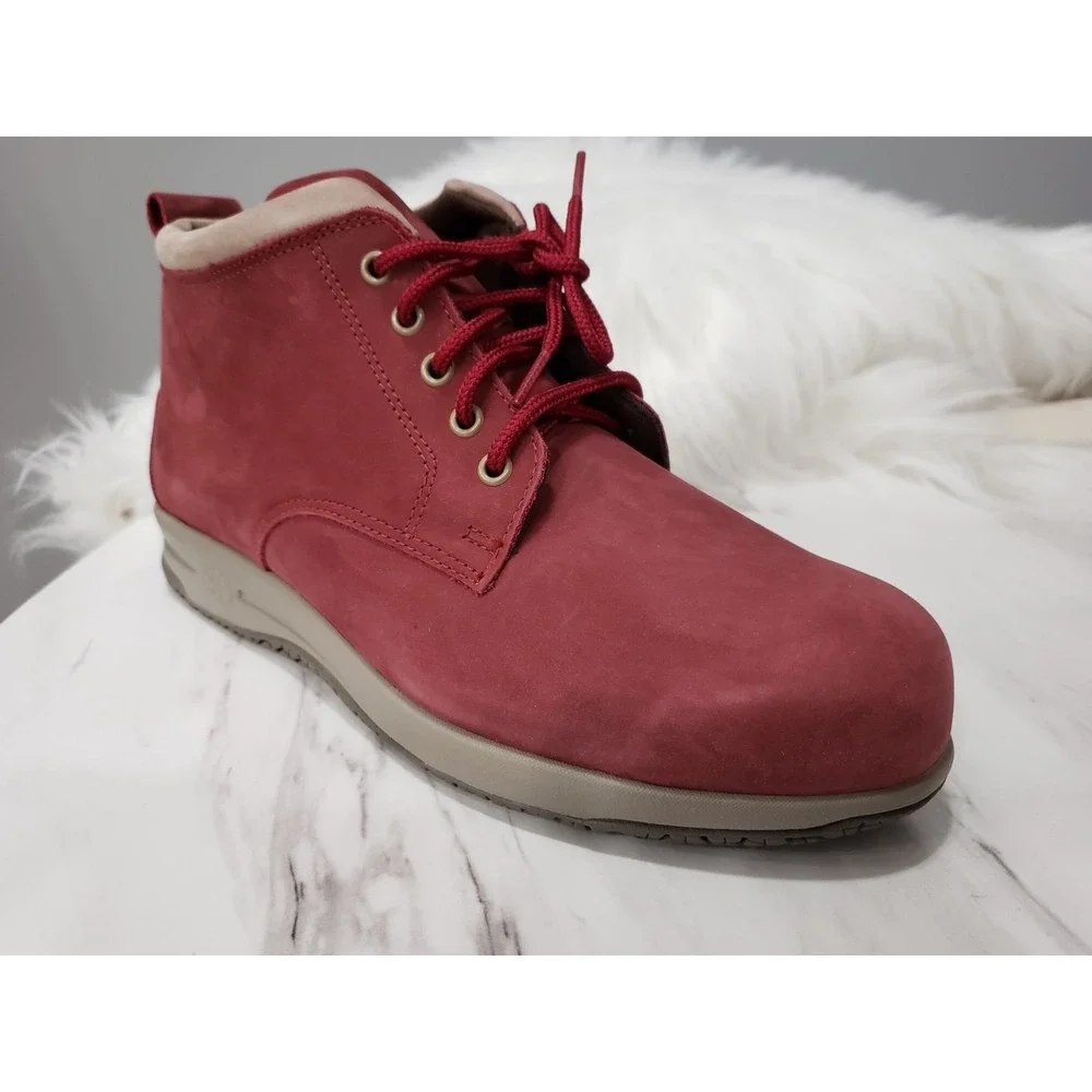 NEW NO BOX SAS Women 8.5 Gretchen Ankle Boots Red Leather Lace-Up Slip Resistant